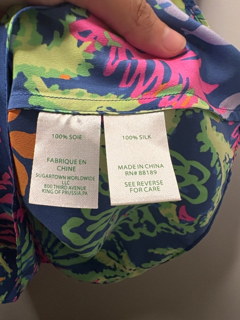LILLY PULITZER 100% SLIK DUSK RACERBACK TAN NEON FLORAL PRINT SIZE XS - Picture 3 of 8